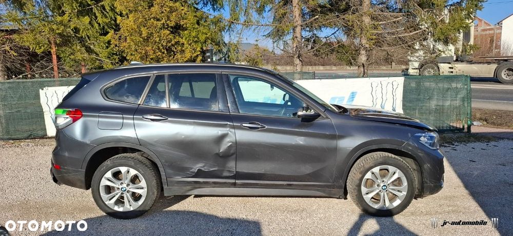 BMW X1 sDrive18d Advantage - 12