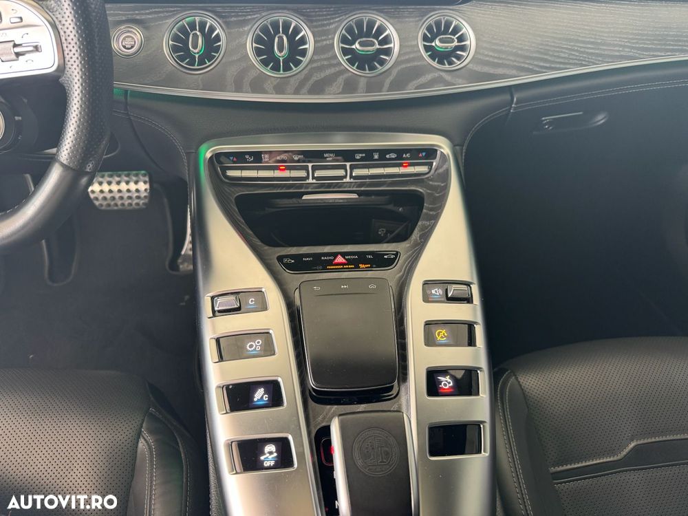 Mercedes-Benz AMG GT 4-door Coupe 43 4Matic+ - 13