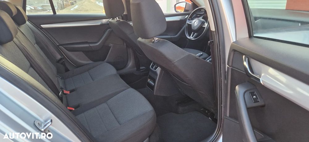 Skoda Octavia - 26
