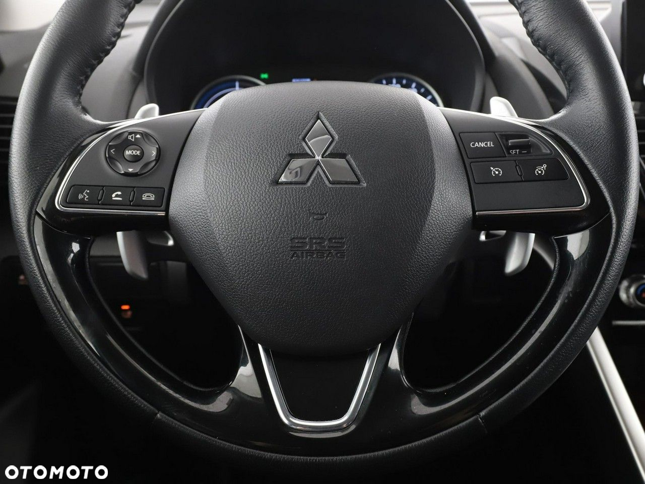 Mitsubishi Eclipse Cross Plug-In Hybrid 4WD Basis - 21