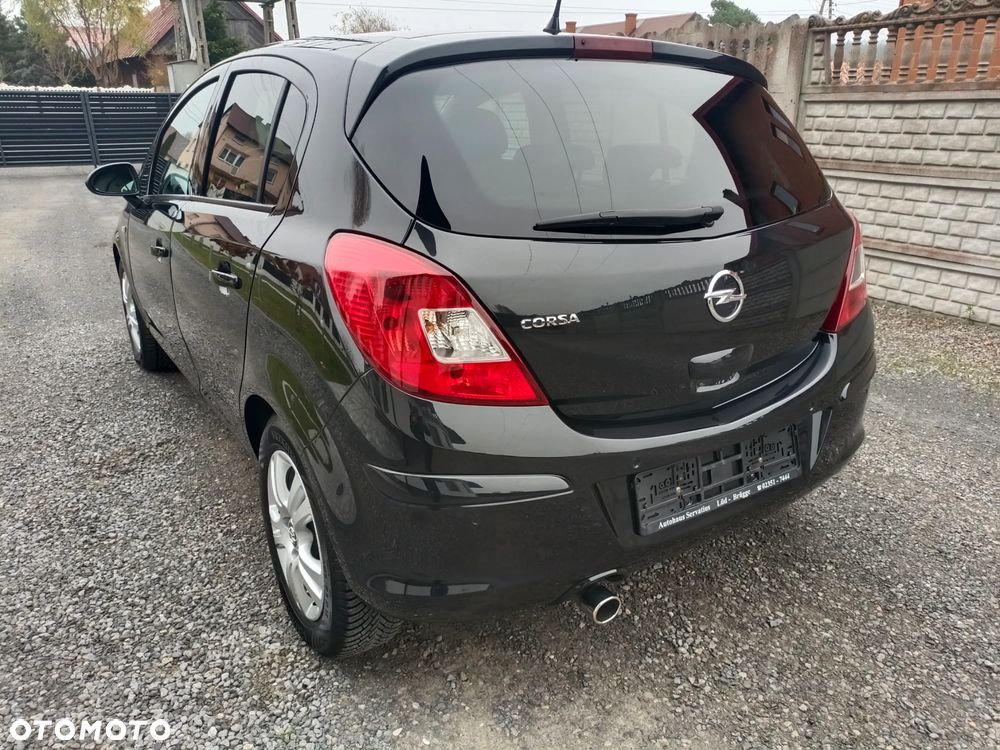 Opel Corsa 1.4 16V 150 Jahre - 28
