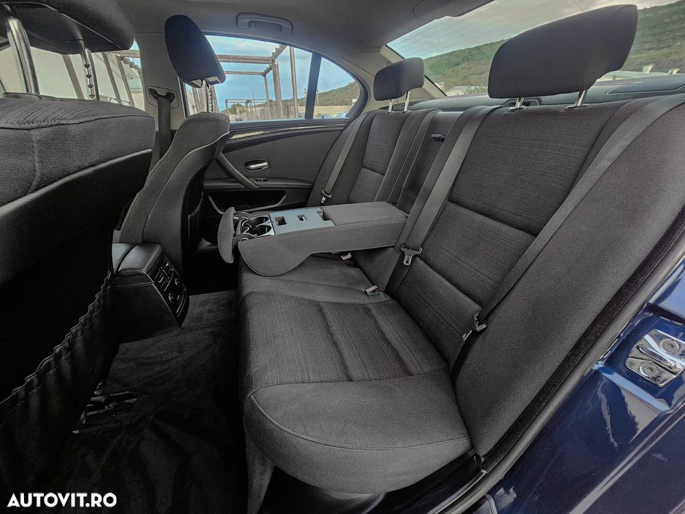 BMW Seria 5 520d - 12