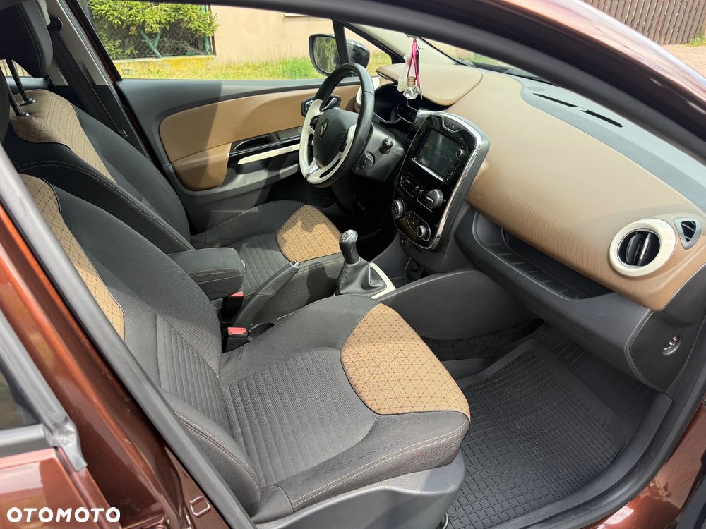 Renault Clio - 20