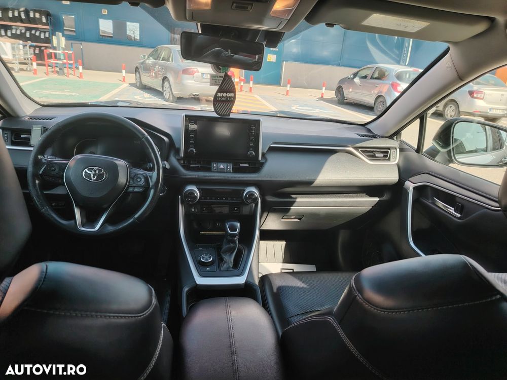 Toyota RAV4 - 12