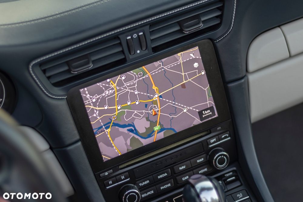 Porsche 911 Turbo S Cabrio - 26