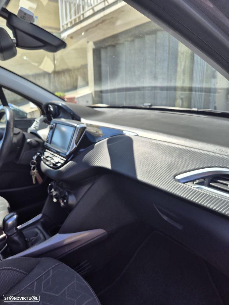 Peugeot 2008 1.6 BlueHDi Active - 11