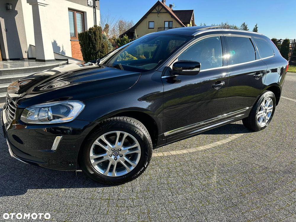 Volvo XC 60 D5 AWD Geartronic Summum - 10