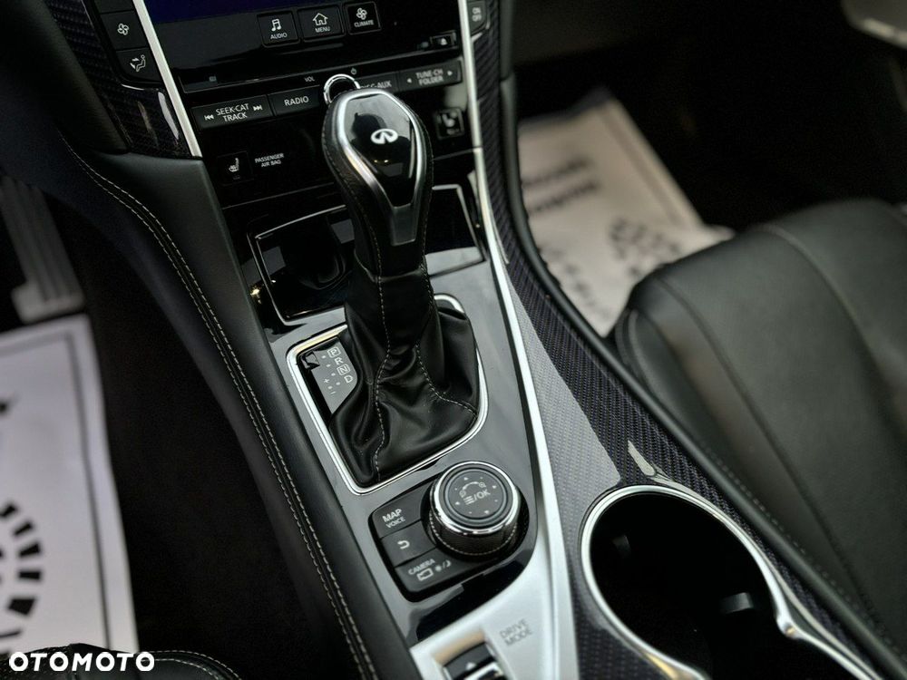 Infiniti Q60 - 19