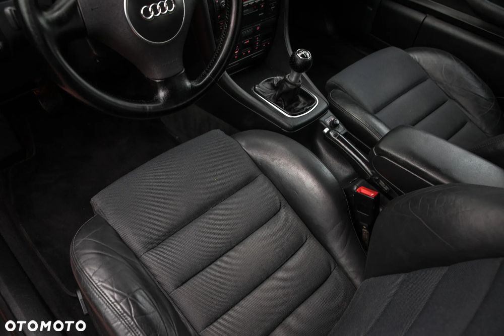 Audi A6 Avant - 15