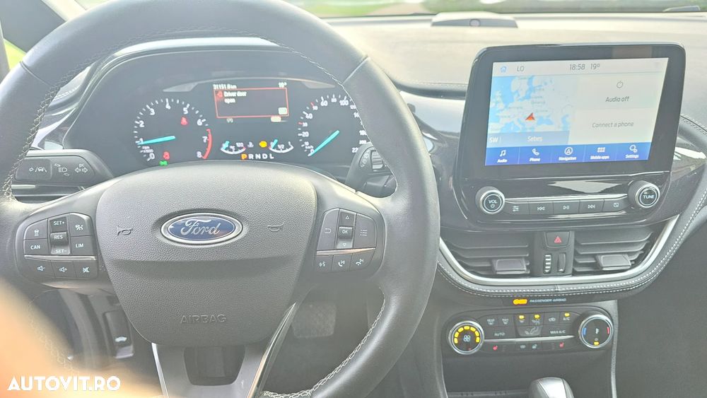 Ford Fiesta 1.0 EcoBoost 7DCT mHEV Active - 6