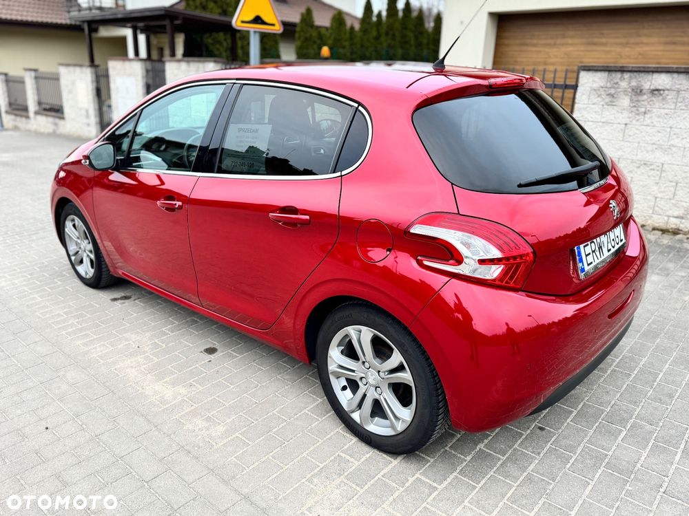 Peugeot 208 1.2 VTi Allure - 3