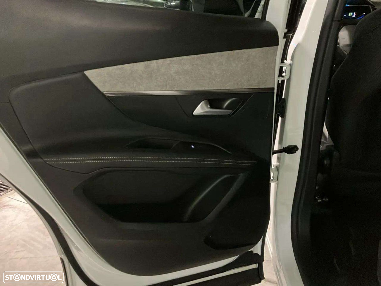 Peugeot 3008 - 20