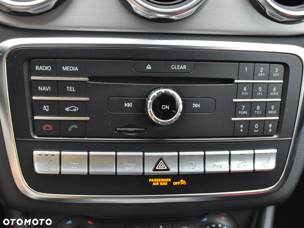 Mercedes-Benz GLA 220 4-Matic AMG Line - 20