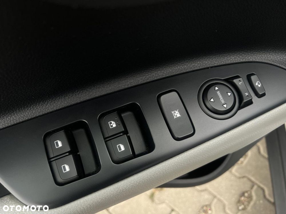 Kia Stonic 1.2 L - 20