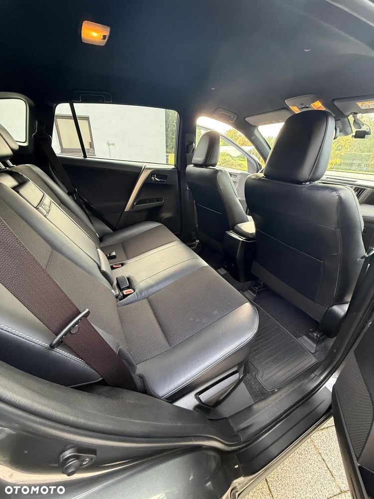 Toyota RAV4 Hybrid Prestige 4x4 - 15