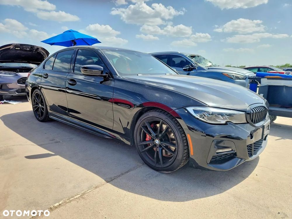 BMW Seria 3 330i M Sport - 1