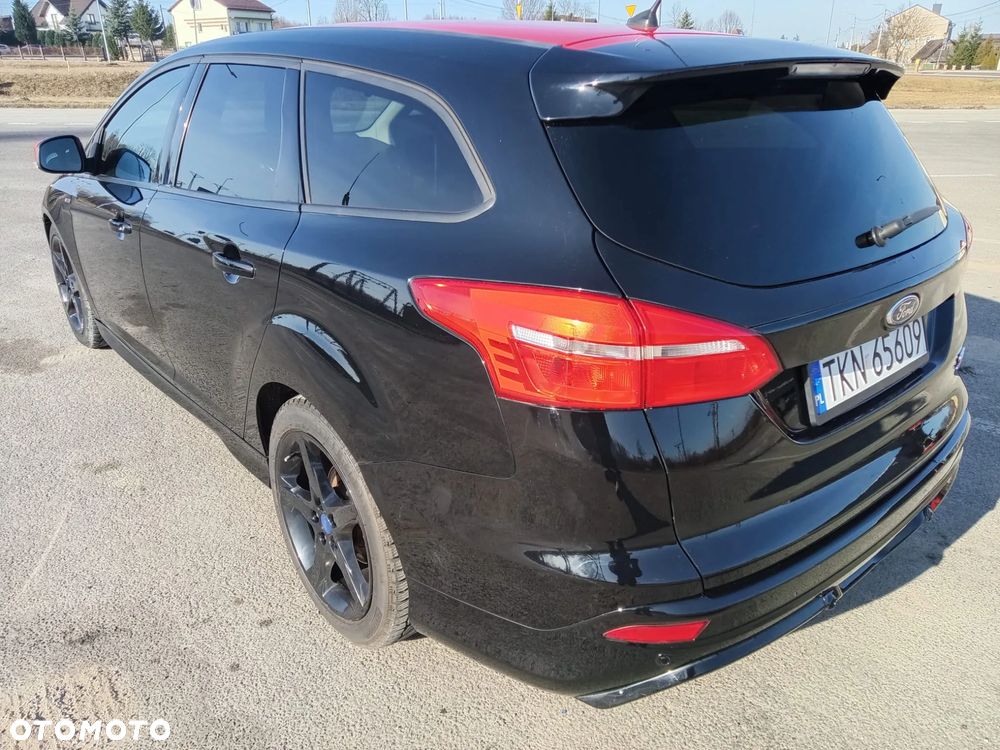 Ford Focus 2.0 TDCi ST-Line Red ASS - 3