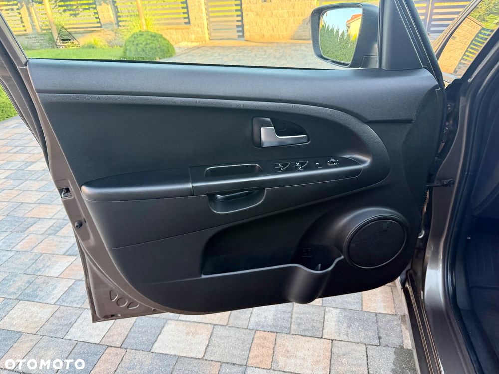 Kia Venga 1.4 CRDi 90 Attract - 13