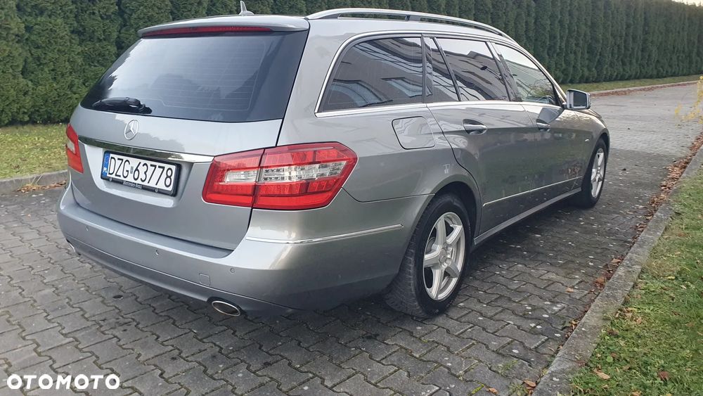 Mercedes-Benz Klasa E 300 BlueTEC 7G-TRONIC Elegance - 15