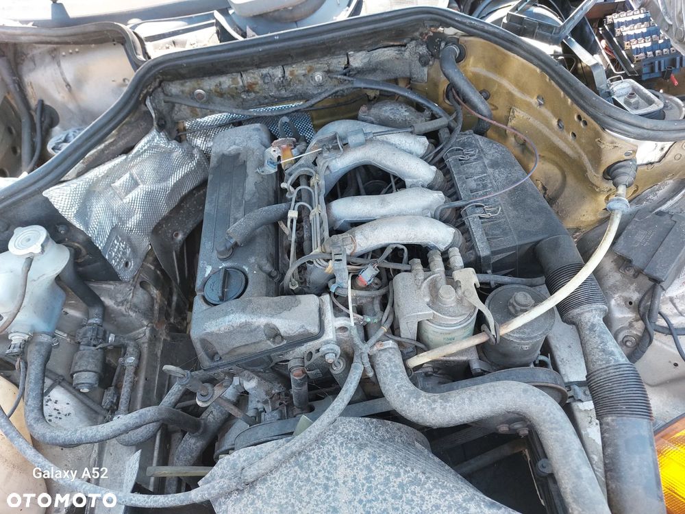 Zderzak MERCEDES 124 92R lampy,drzwi,klapa.... - 10