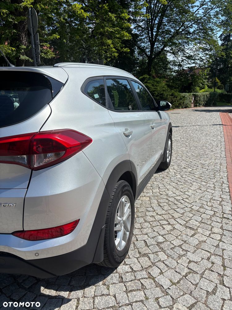 Hyundai Tucson 1.6 GDI BlueDrive Comfort 2WD - 17