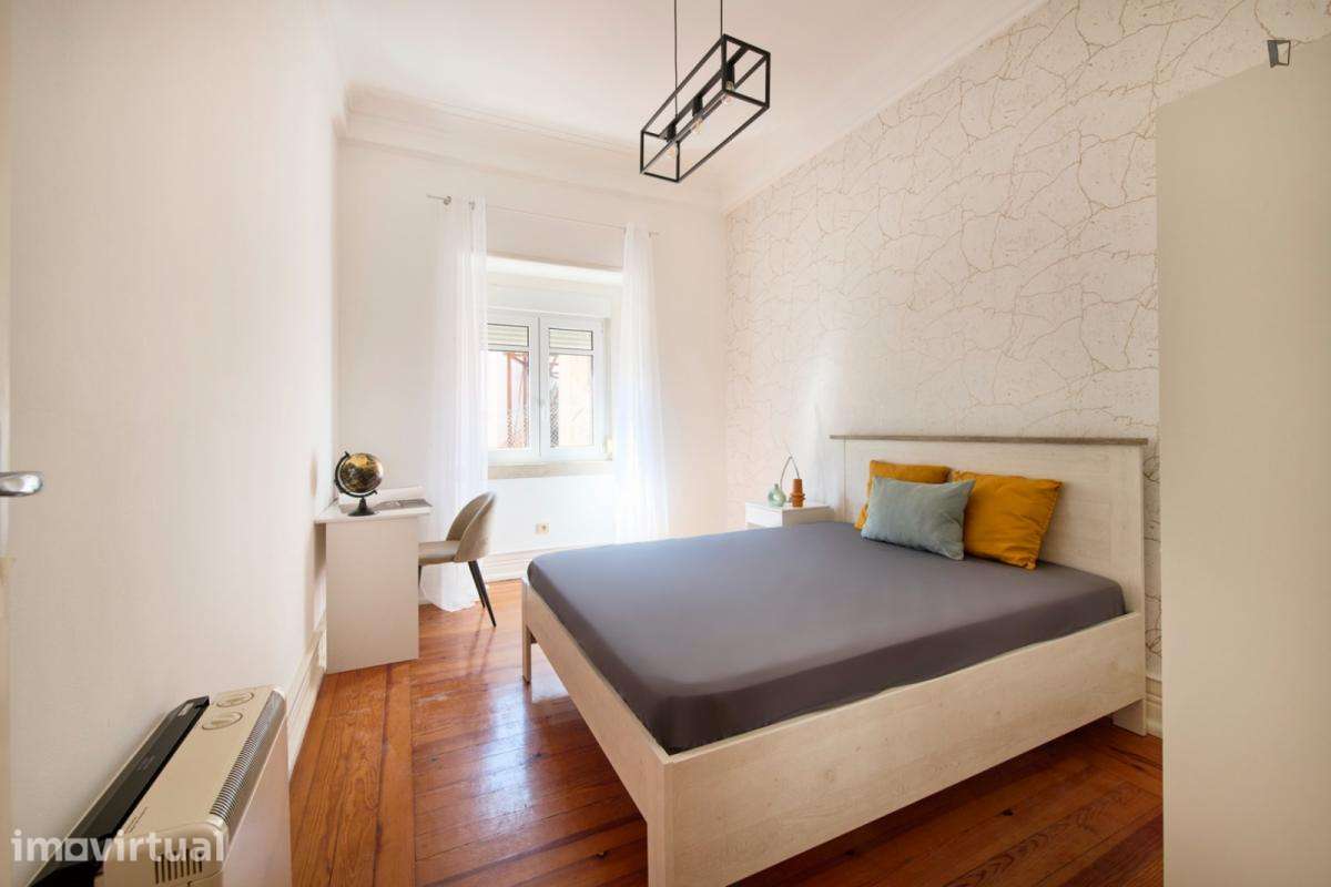 Quarto - localizado em Rato Lisbon - Grande imagem: 3/37