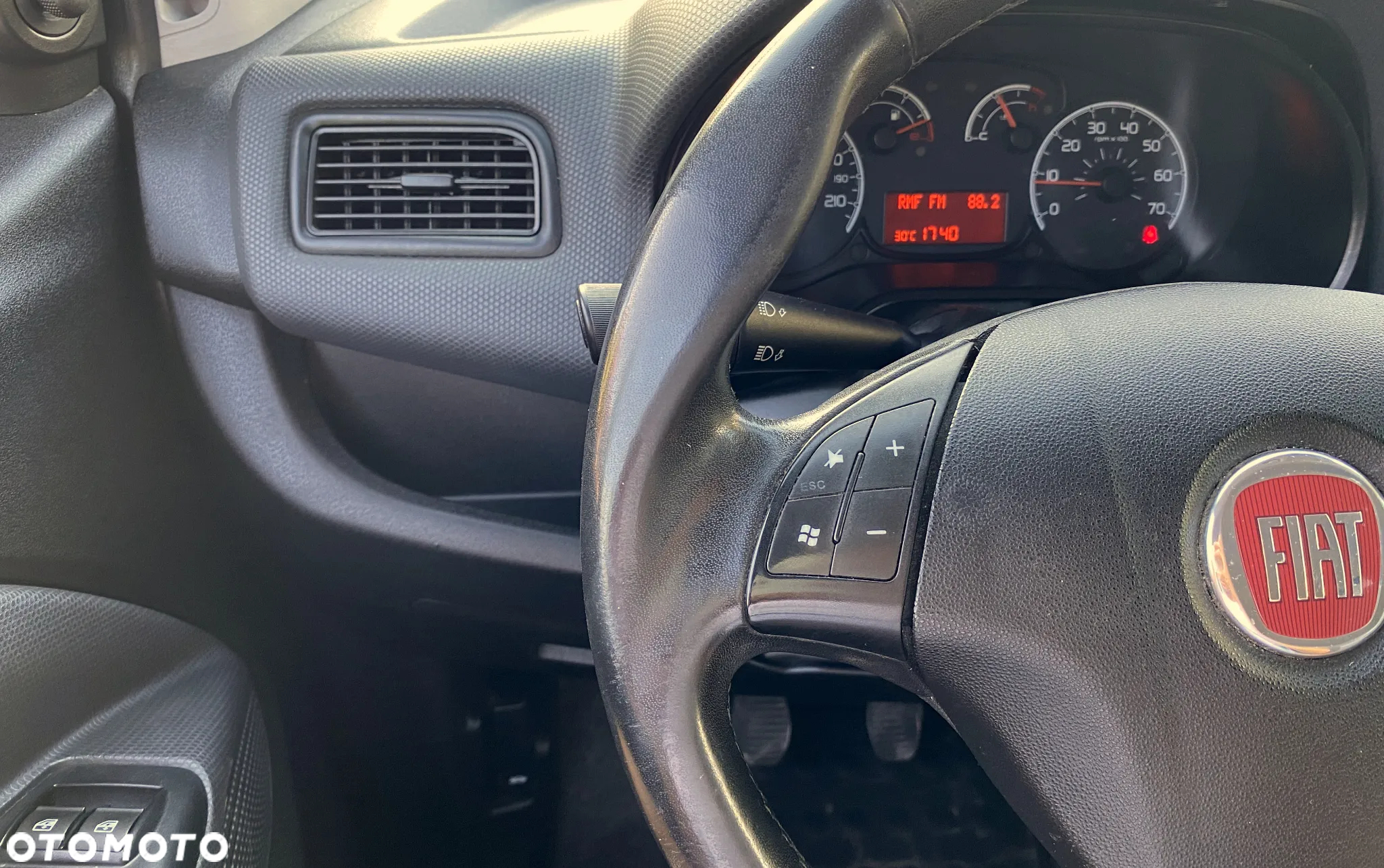 Fiat Doblo 1.4 T-Jet 16V Lounge - 24