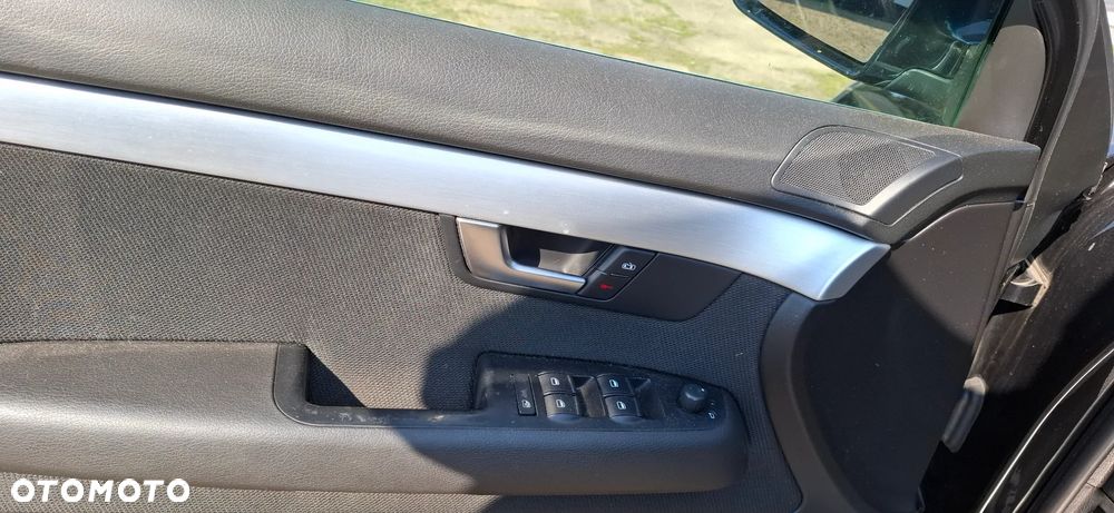 Audi A4 Avant 2.0 TDI - 22