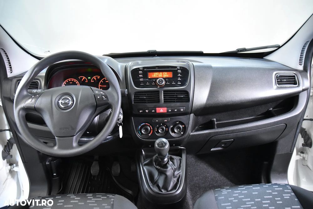 Opel Combo - 9