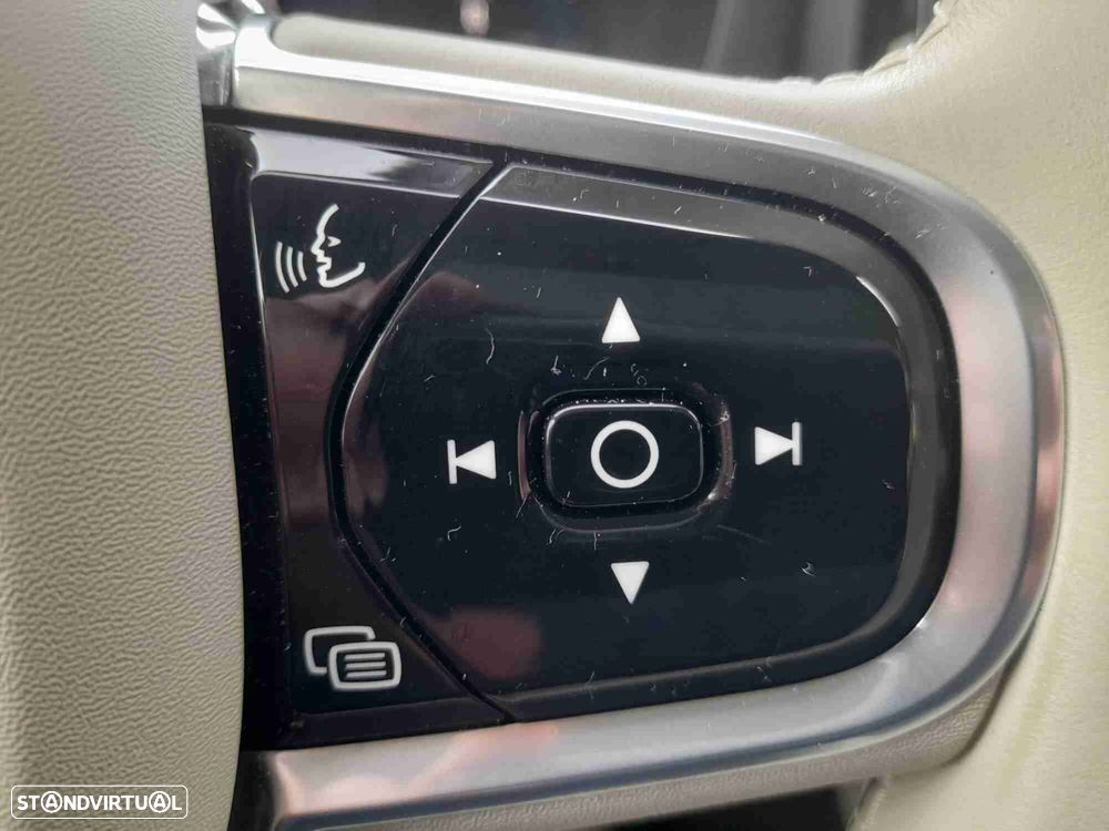 Volvo XC 60 2.0 T6 PHEV Plus Bright AWD - 10