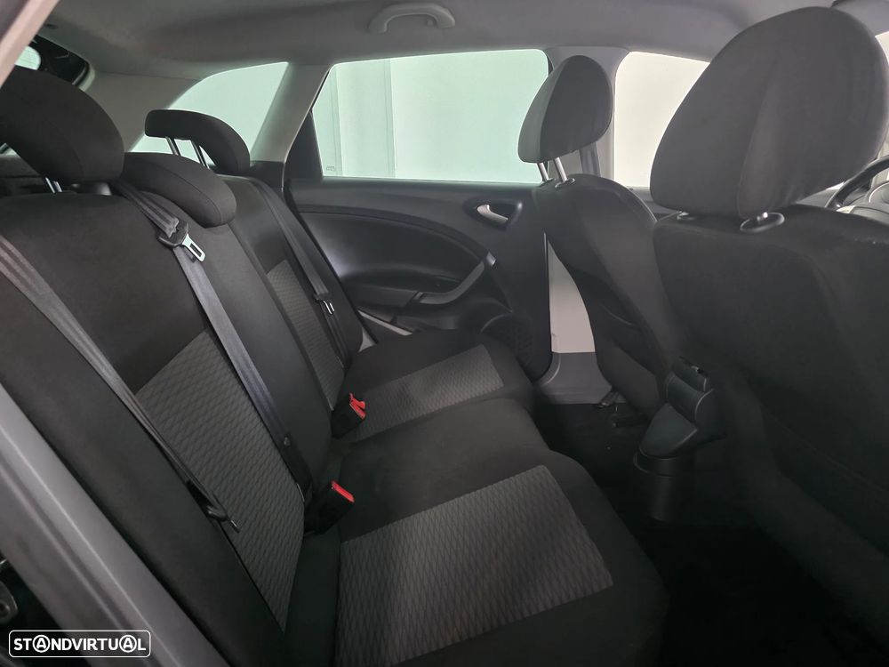 SEAT Ibiza ST - 12