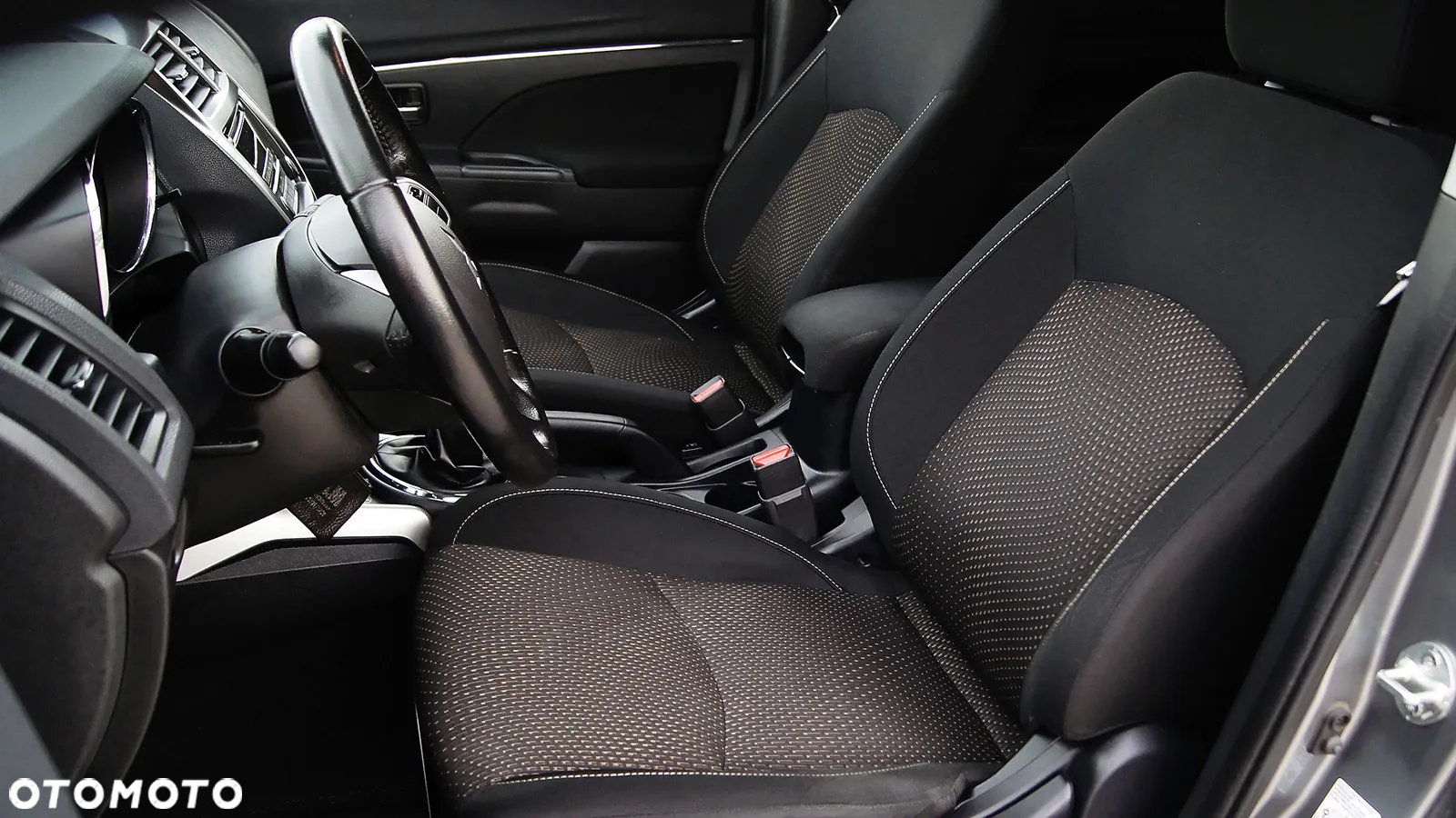 Mitsubishi ASX - 28