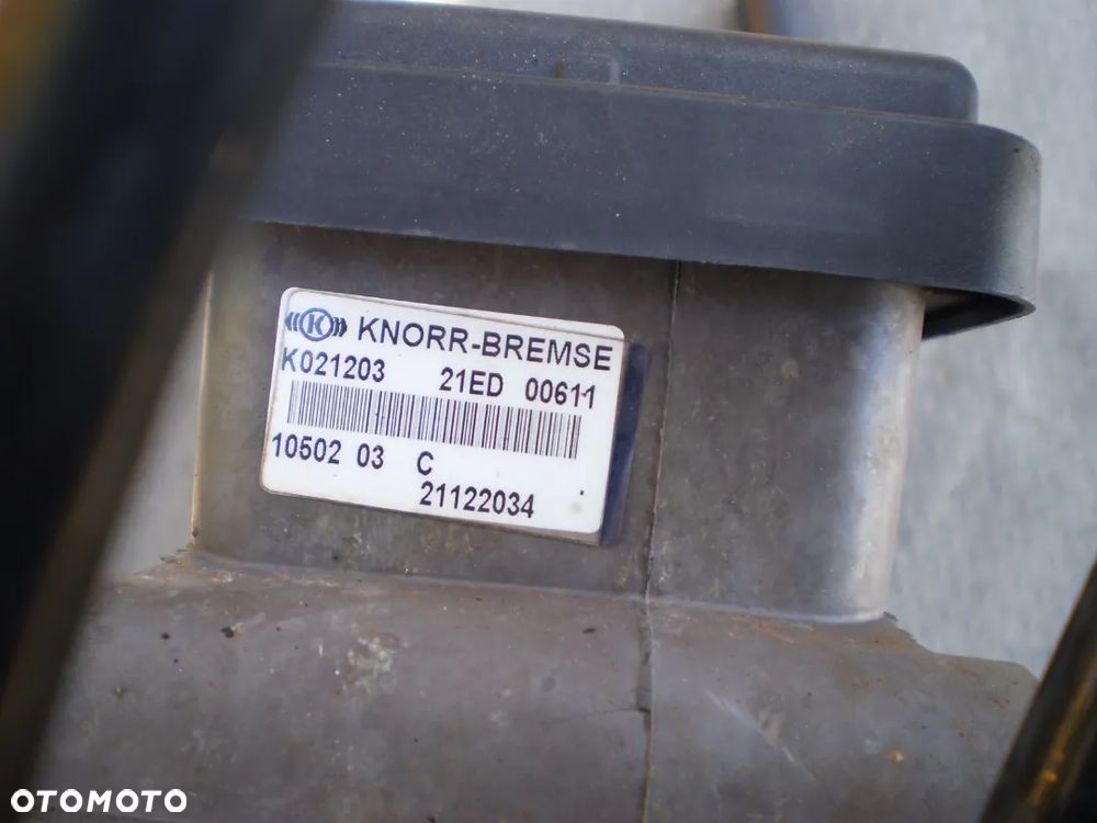 zawór, modulator EBS RENAULT premium  DXI  460 - 4