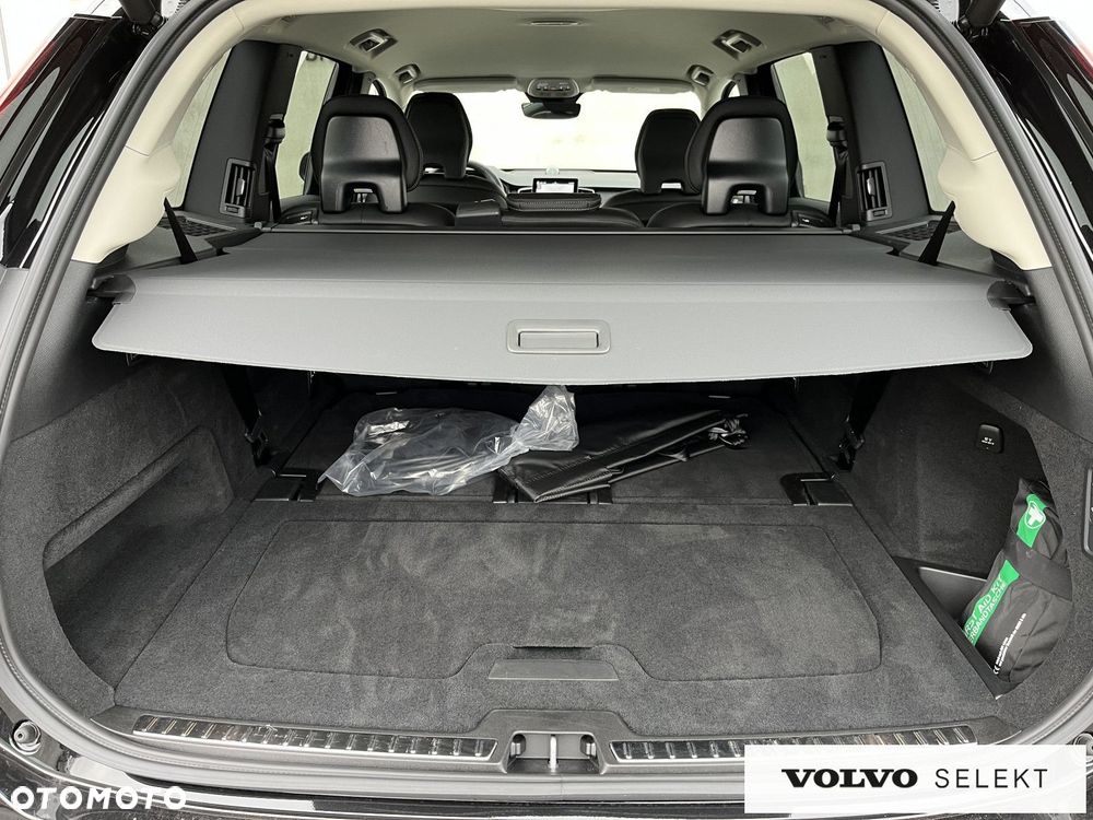 Volvo XC 90 - 21