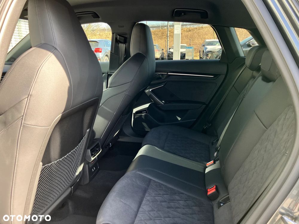 Audi RS3 Sportback - 25