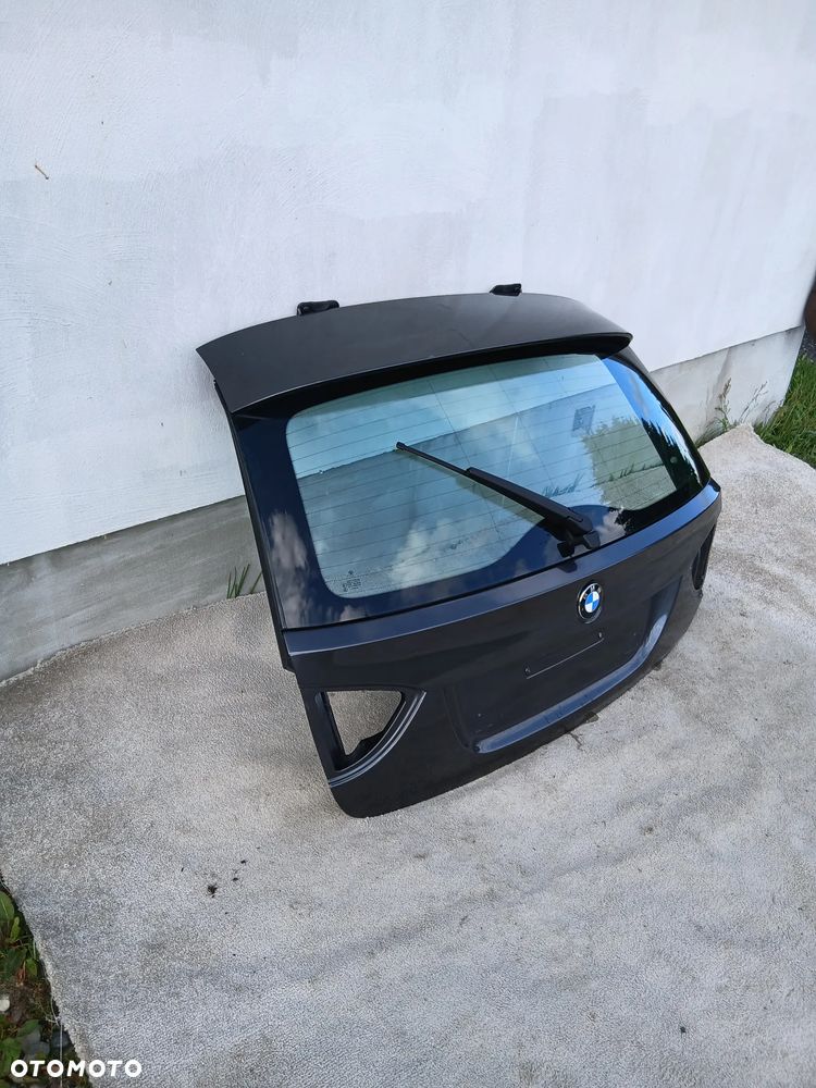 TYLNA KLAPA BMW E-91 KOMBI Z SZYBĄ - 4