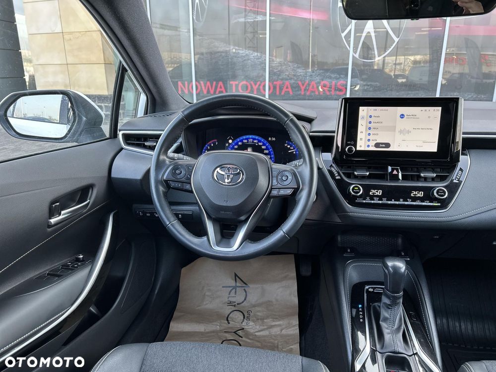 Toyota Corolla 1.8 Hybrid Comfort - 10
