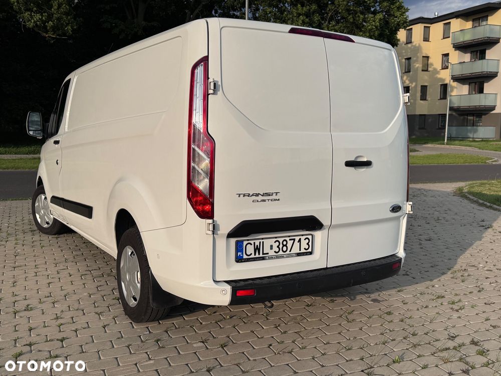 Ford TRANSIT CUSTOM - 26