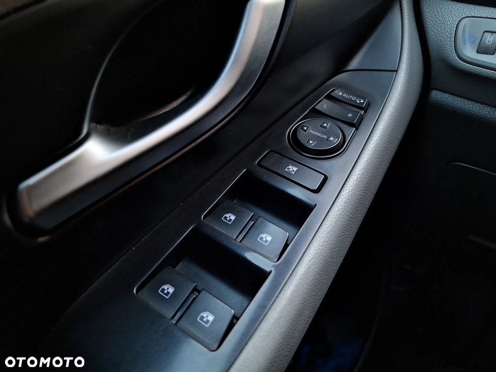 Hyundai i30 1.6 D Comfort - 36