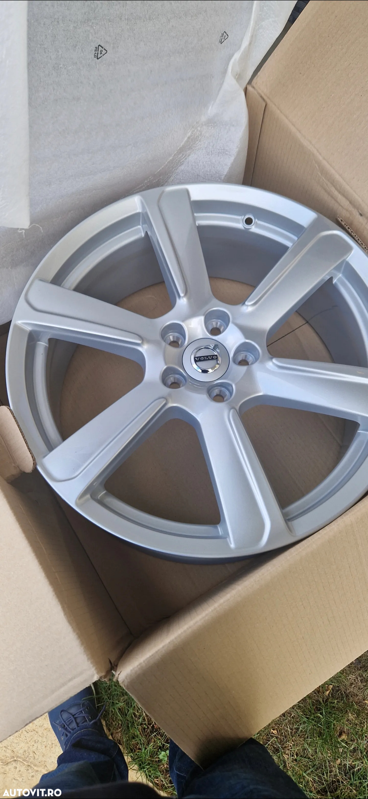 Jante 19" Volvo +CADOU!! - 7