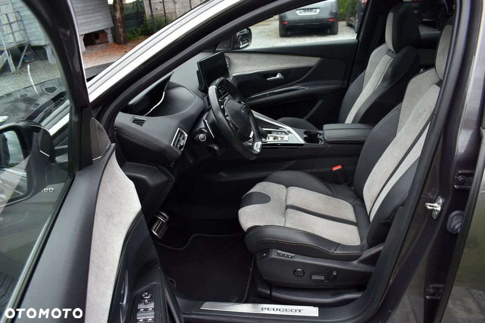 Peugeot 3008 1.6 PHEV 195 GT Exclusive e-DCS7 - 22