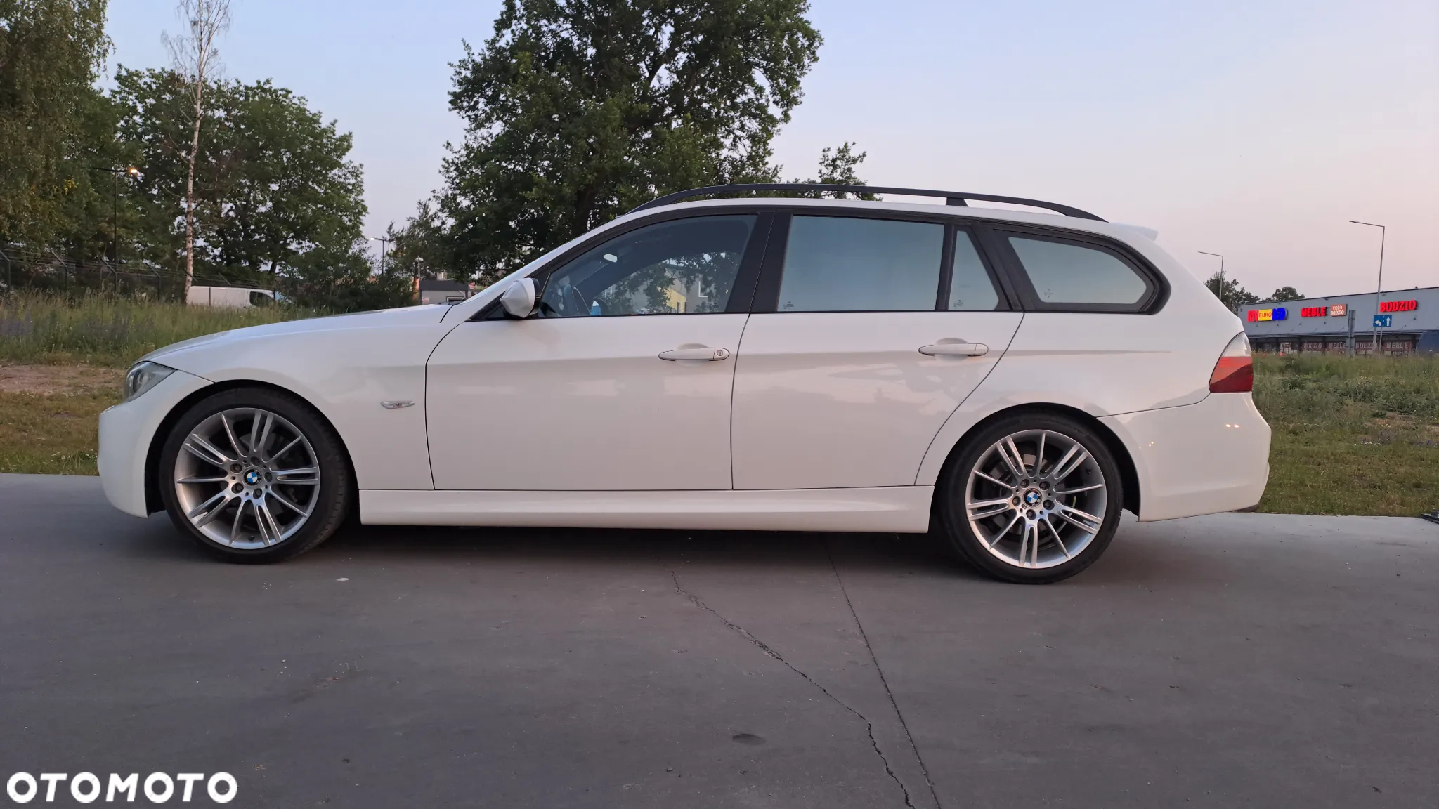 BMW Seria 3 325i - 5