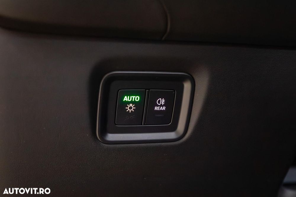 Porsche Cayenne - 34