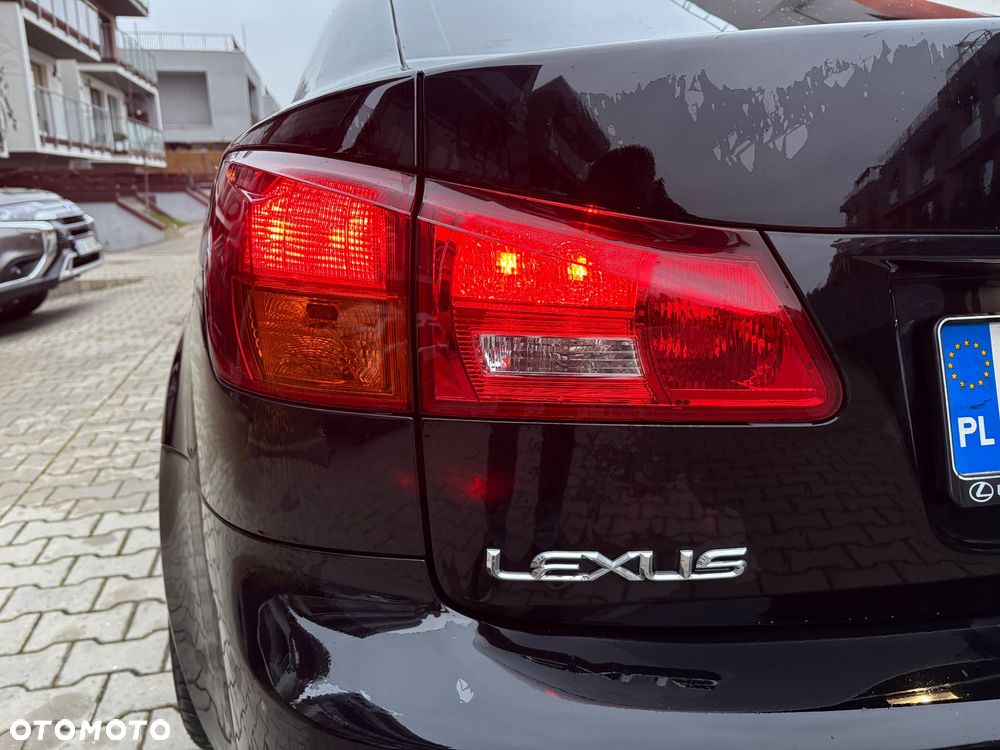 Lexus IS 250 Prestige - 10