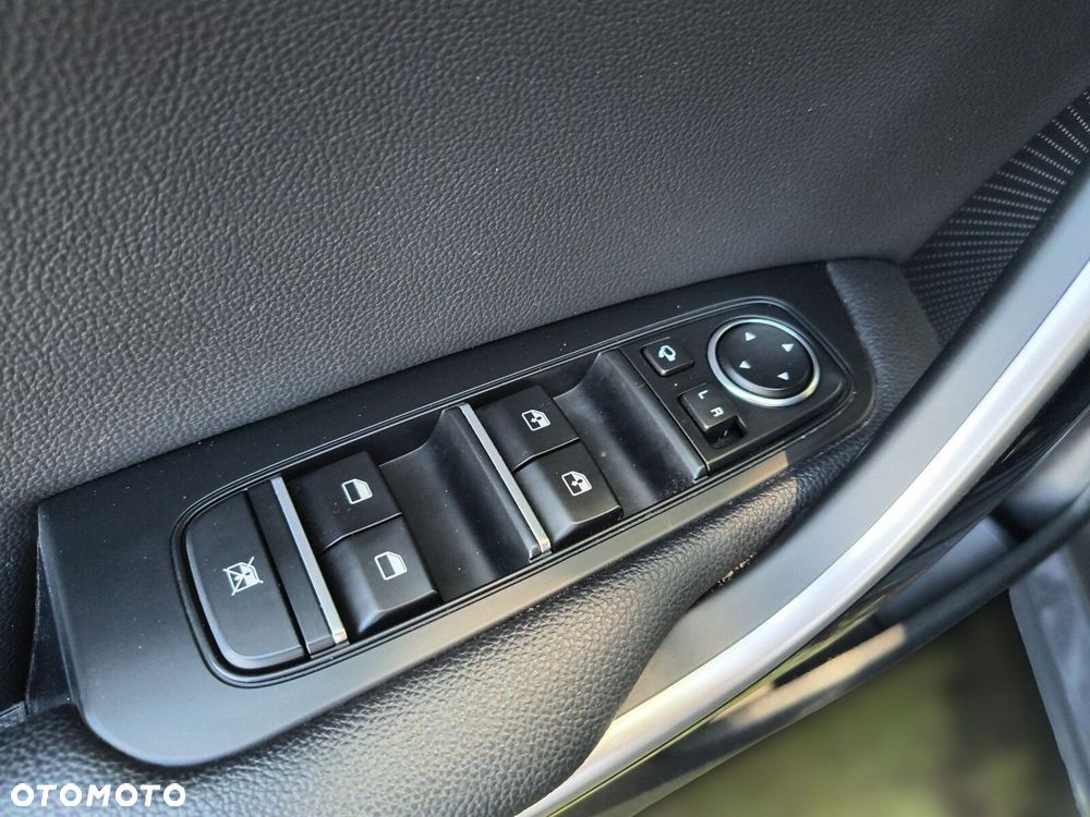 Kia Ceed - 27