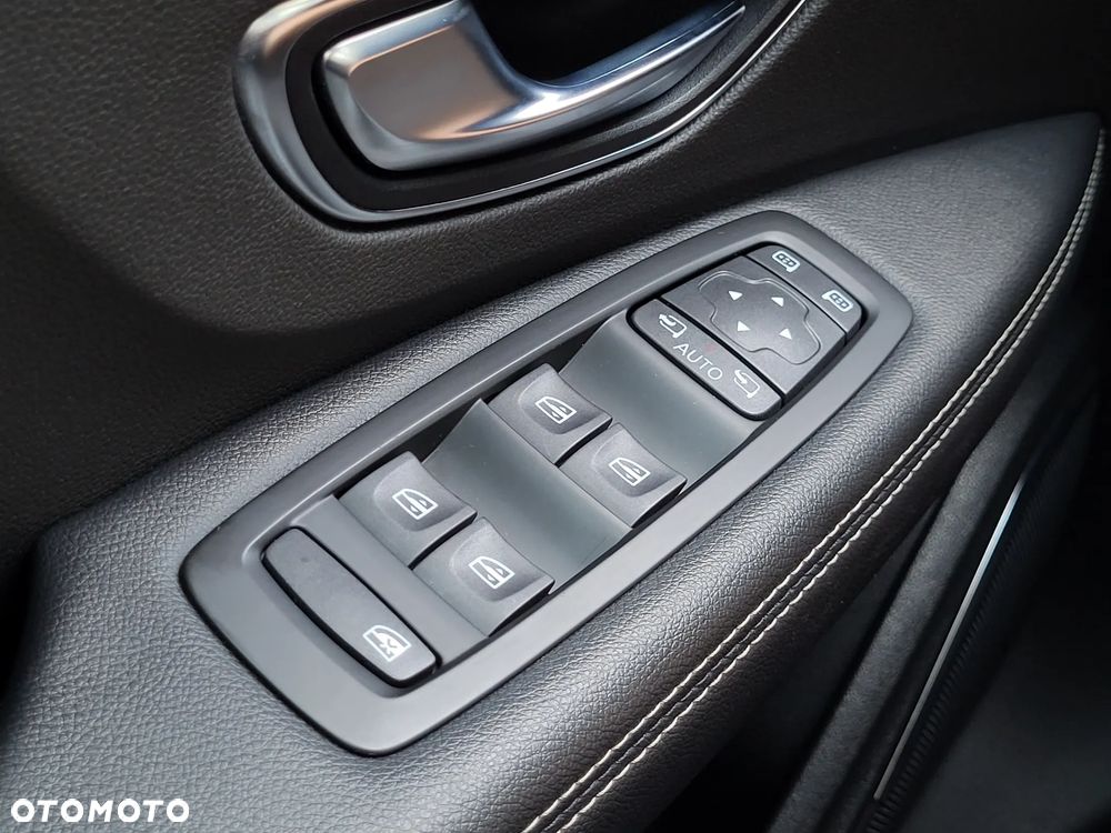 Renault Grand Scenic - 8