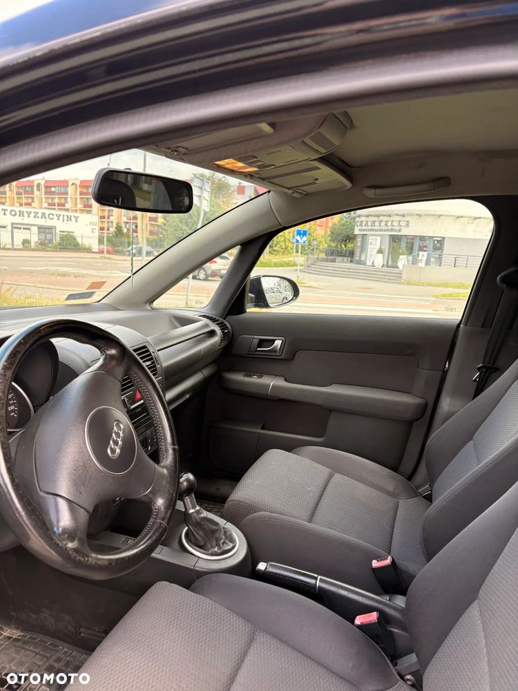Audi A2 1.6 - 23