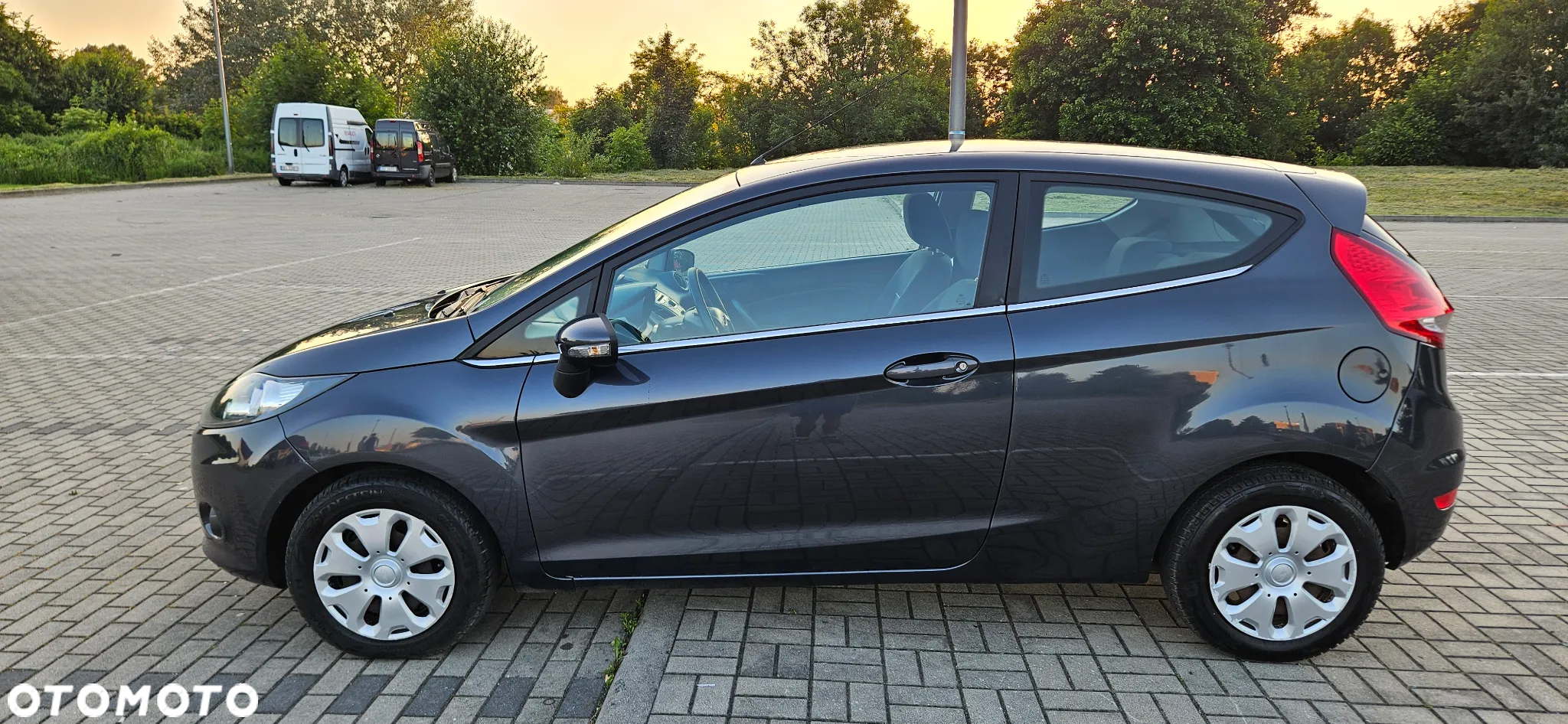 Ford Fiesta 1.6 TDCi DPF Silver X plus - 14