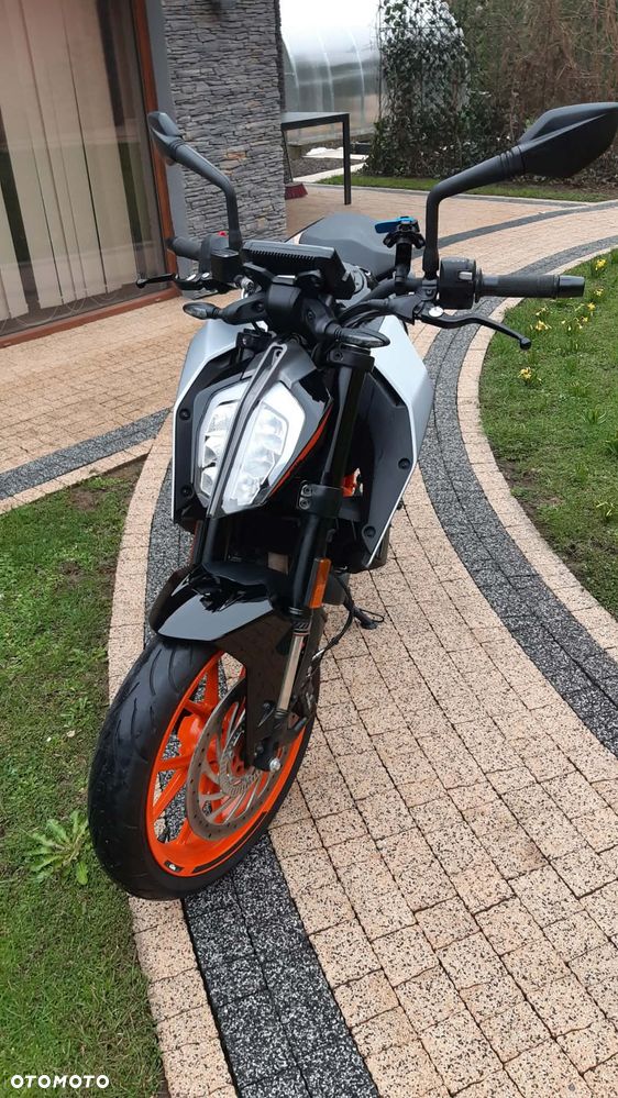 KTM Duke - 4