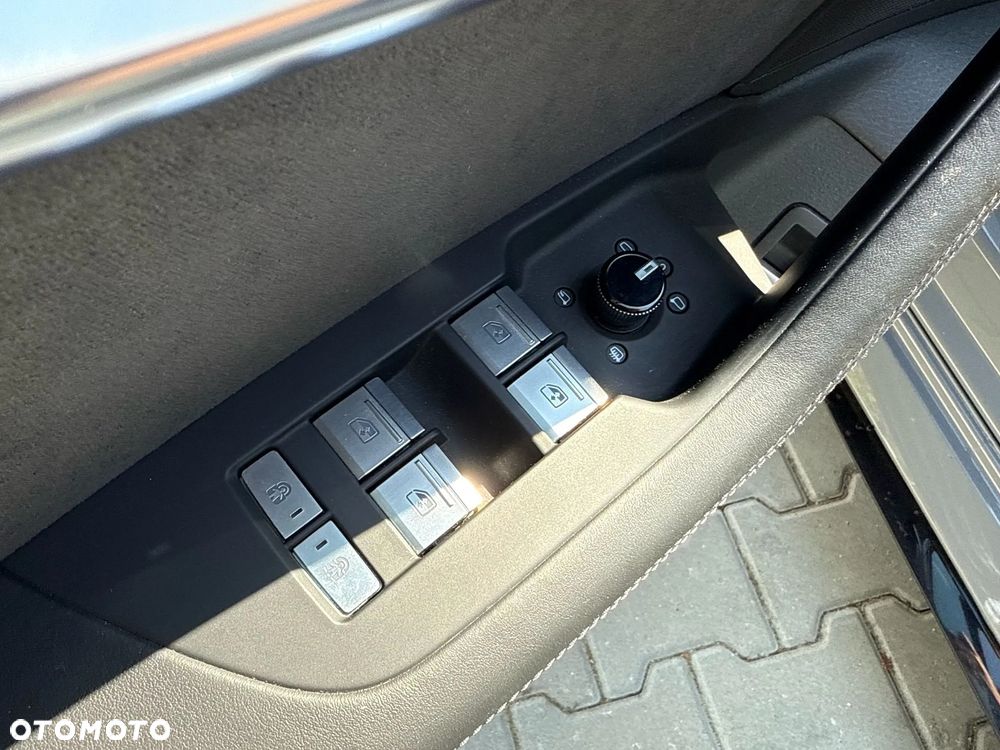 Audi RS6 Avant TFSI mHEV Quattro Tiptronic - 10